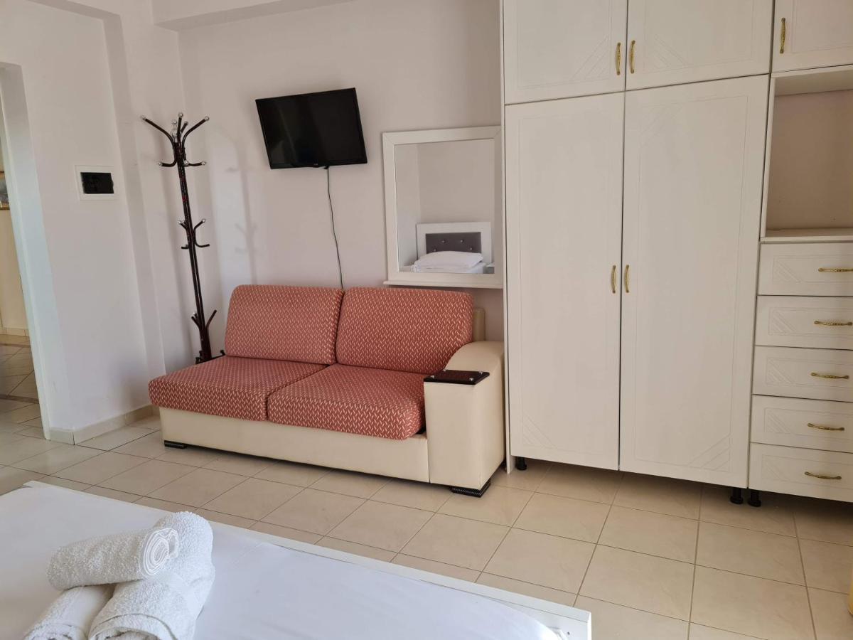 Summer Time Hotel Ksamil Dış mekan fotoğraf