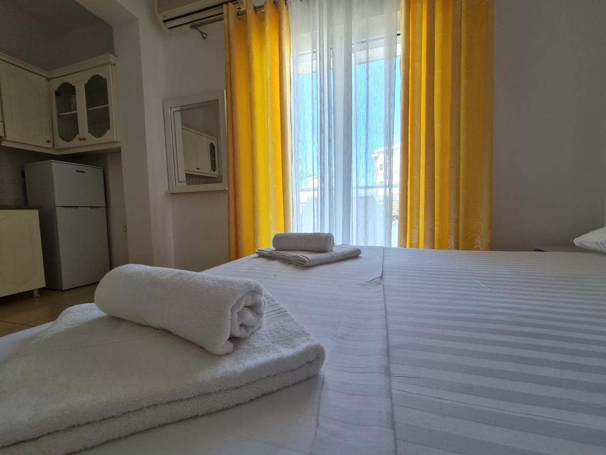 Summer Time Hotel Ksamil Dış mekan fotoğraf