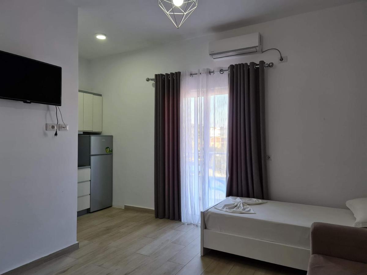 Summer Time Hotel Ksamil Dış mekan fotoğraf